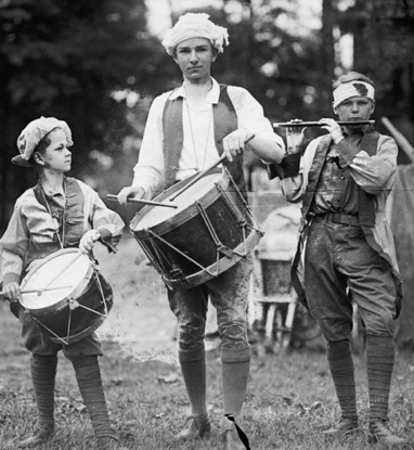 Colonial Kids Colonial Kids